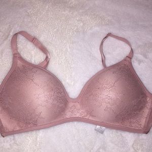 Light pink/ nude no wire bra